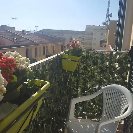 Seaside Holidays - Palomba Apartment