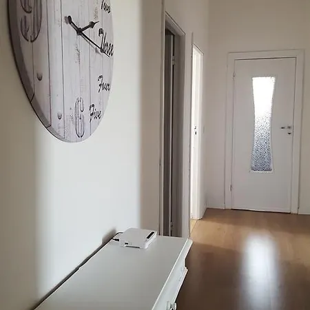 Seaside Holidays - Palomba Apartment *
